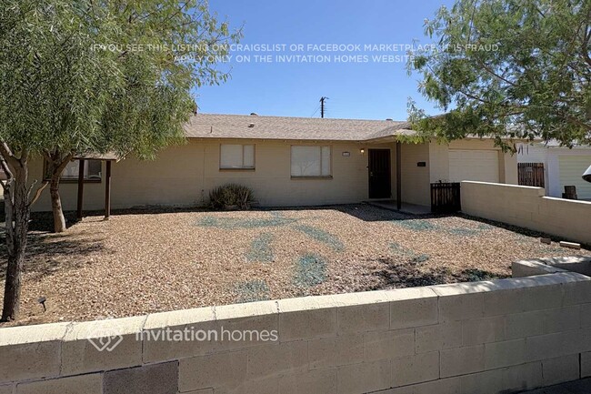 Building Photo - 3215 N 54th Dr