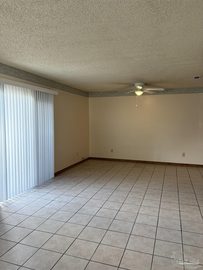 Photo - 3262 Maplewood Dr