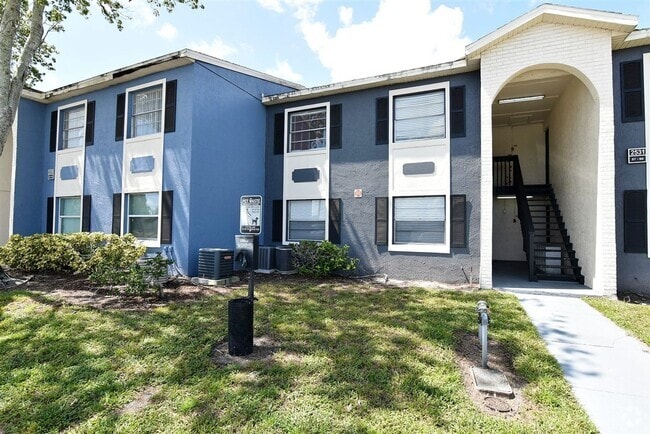 Building Photo - UPDATED KITCHEN!!! 2BR 1BA in Windmill Poi... Unit 57 Rental