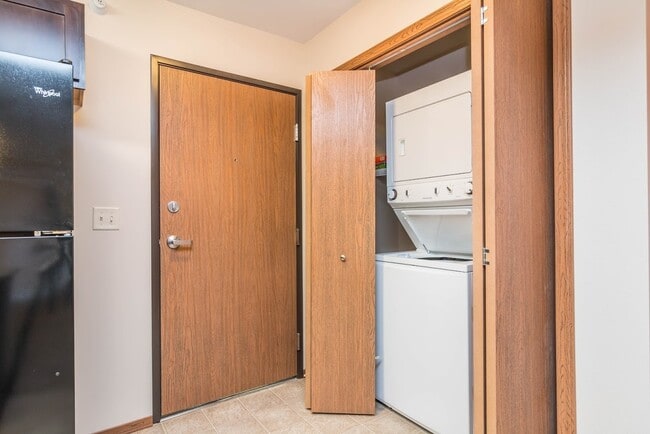 Dakota Pointe