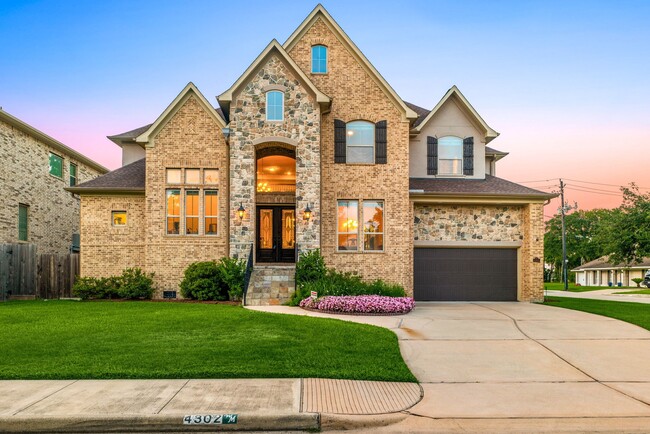 Building Photo - 4302 Meyerwood Dr