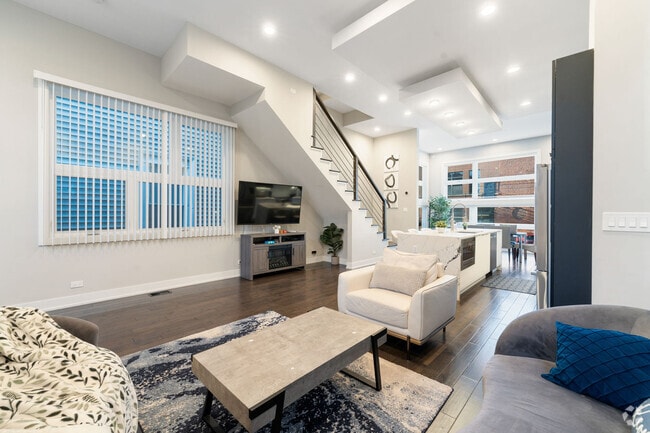 Building Photo - 2019 N Bingham St Unit ID1244901P Rental
