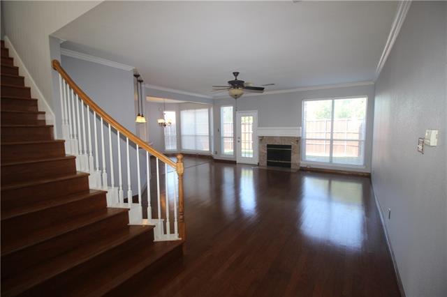 Photo - 3845 Gillespie Dr