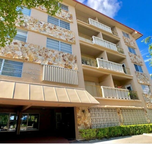 Photo - 1120 99th St Unit 503