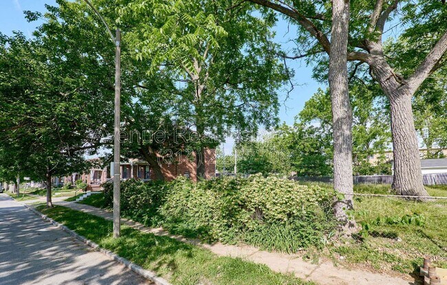 Photo - 5021 Ray Ave Unit 1f