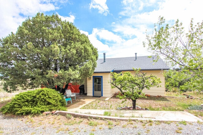 Building Photo - 1898 Buena Vista Trail Rental