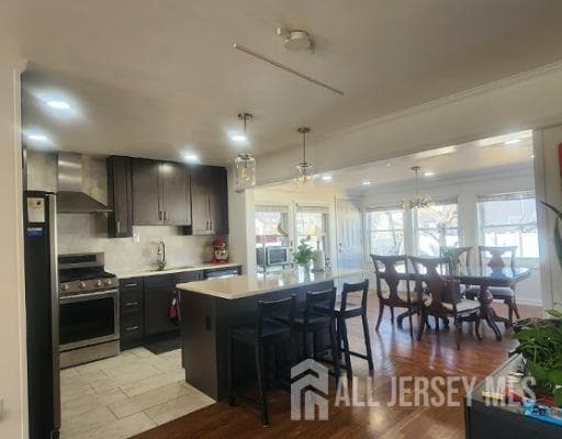 Photo - 1925 Verona Ave