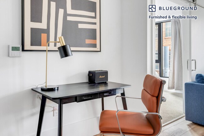 Photo - 1288 Howard St Unit SI FL4-ID1911