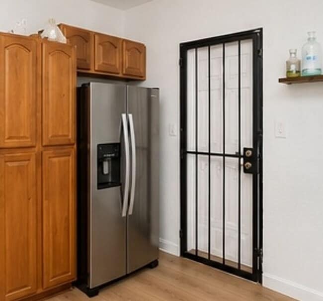 Photo - 2 Bedroom Duplex & Studio for Rent Unit 1020 - Front