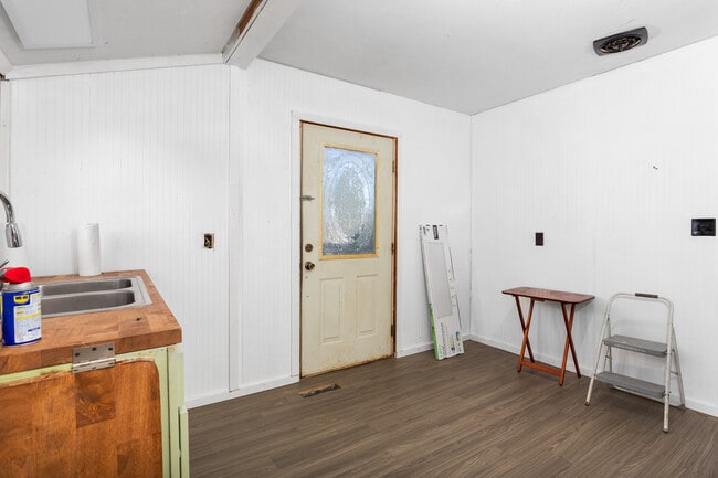 Photo - 4624 Hickory Ln