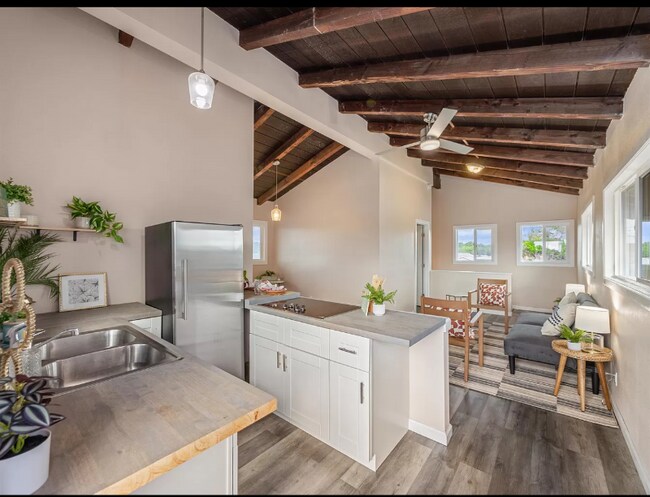 Photo - 145 W Kane St Unit C