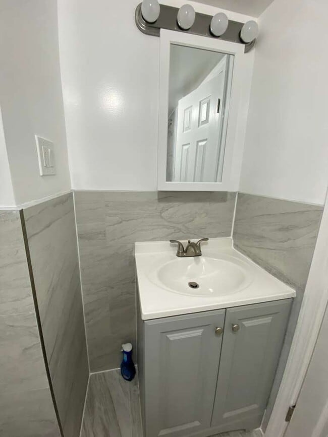 Photo - 132 Willow St Unit 6F