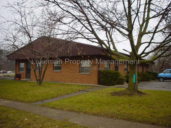 Building Photo - 1536 Henson Ave Unit 2