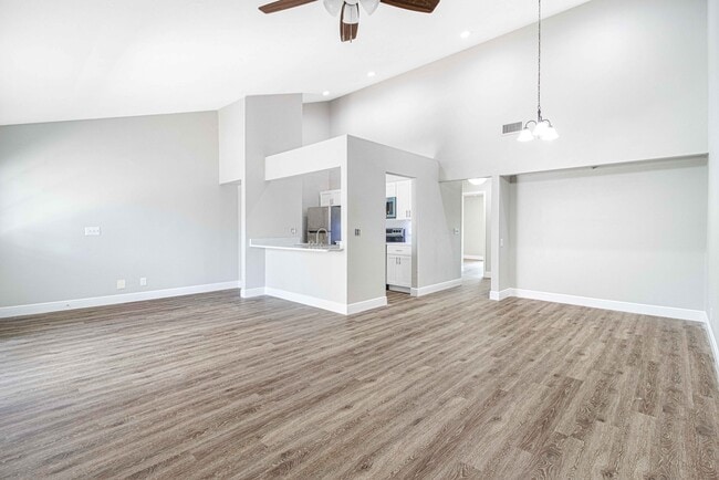 Photo - 4111 SE 22nd Ave Unit A