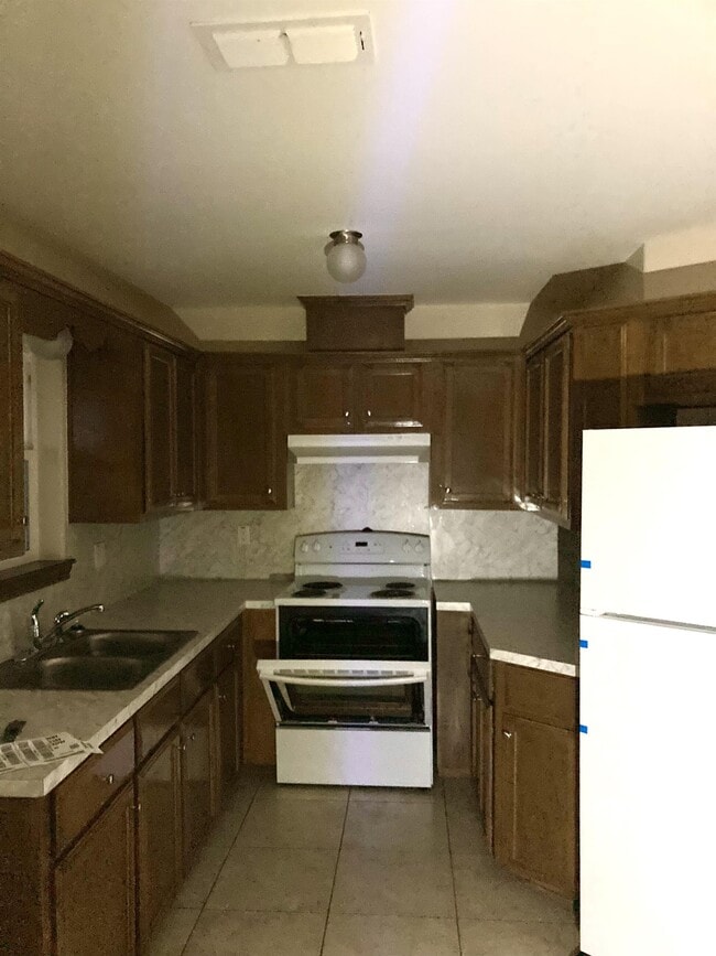 Photo - 1405 Adela Dr