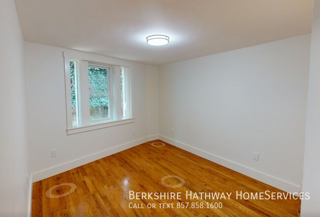 Photo - 3 Gibson St Unit 5D