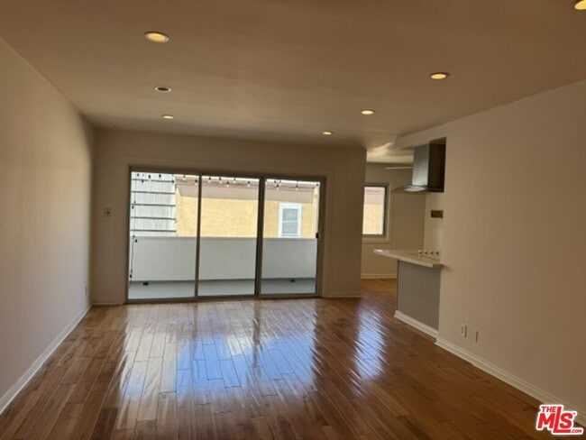 8710 Delgany Ave Unit 23
