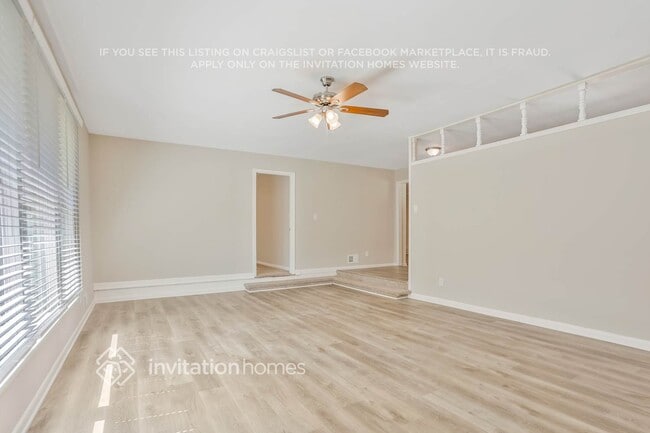 Photo - 3887 Sable Dr