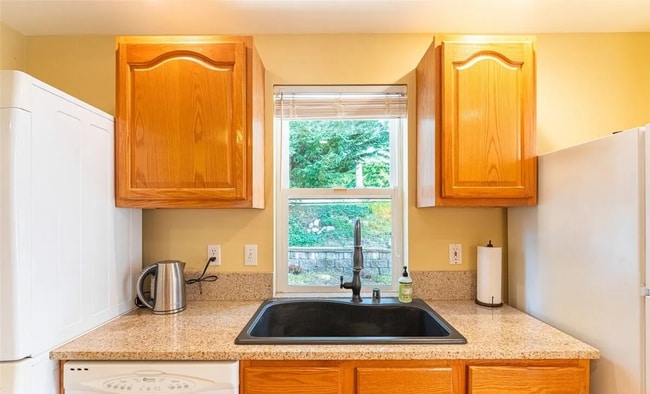 Photo - Welcome to this charming and inviting 3-be...