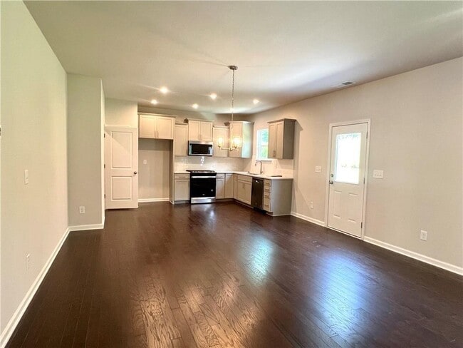 Photo - 5869 Wheeler Ridge Rd