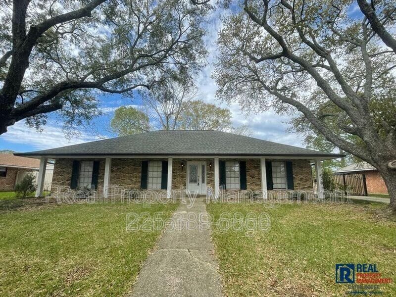 Photo - 5536 Parkforest Dr.