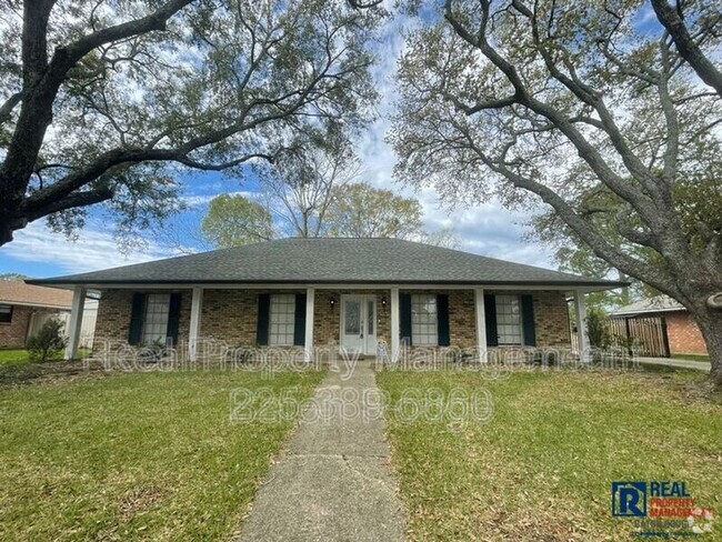 Building Photo - 5536 Parkforest Dr Rental