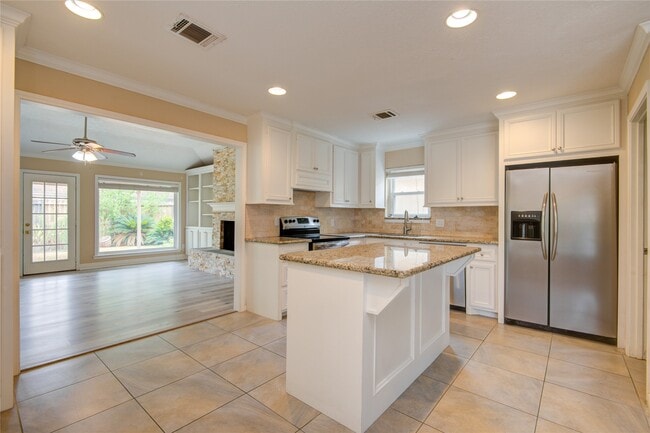 Photo - 14211 Ella Lee Ln