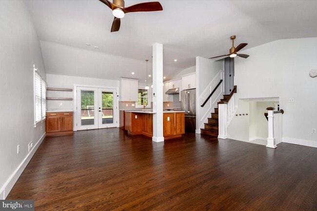 Photo - 102 Sycamore Rd