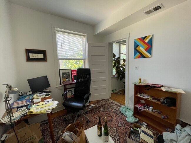 Photo - 3144 N Ridgeway Ave Unit 2