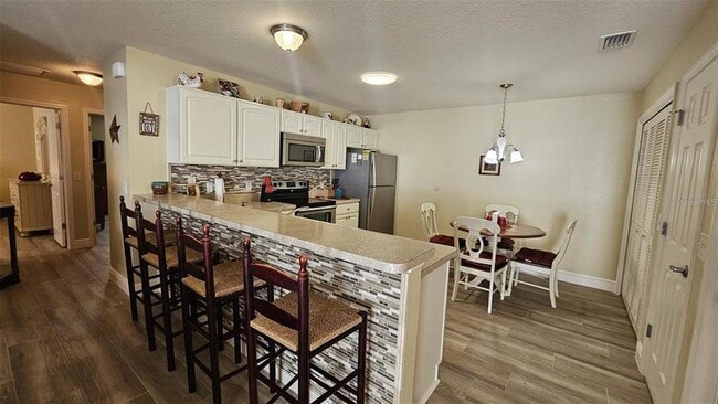 Photo - 2552 Red Cedar Ln