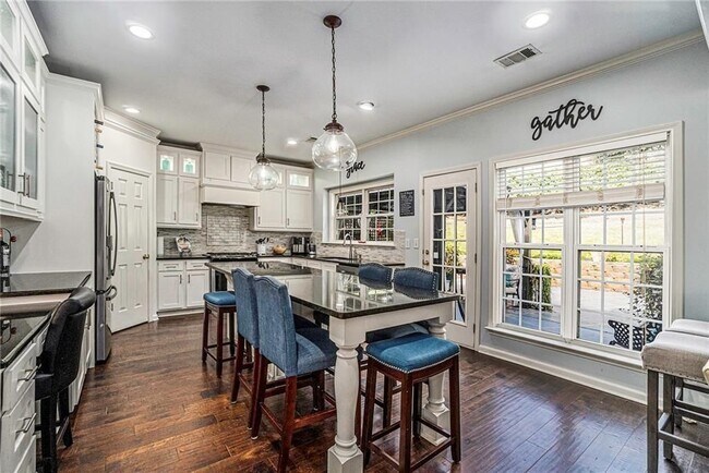 Photo - 317 Andridge Ct NW
