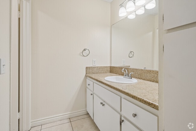 Lower Unit - 1BR, 1BA - 680SF - Bathroom