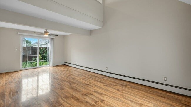 Photo - Sunrise Utica