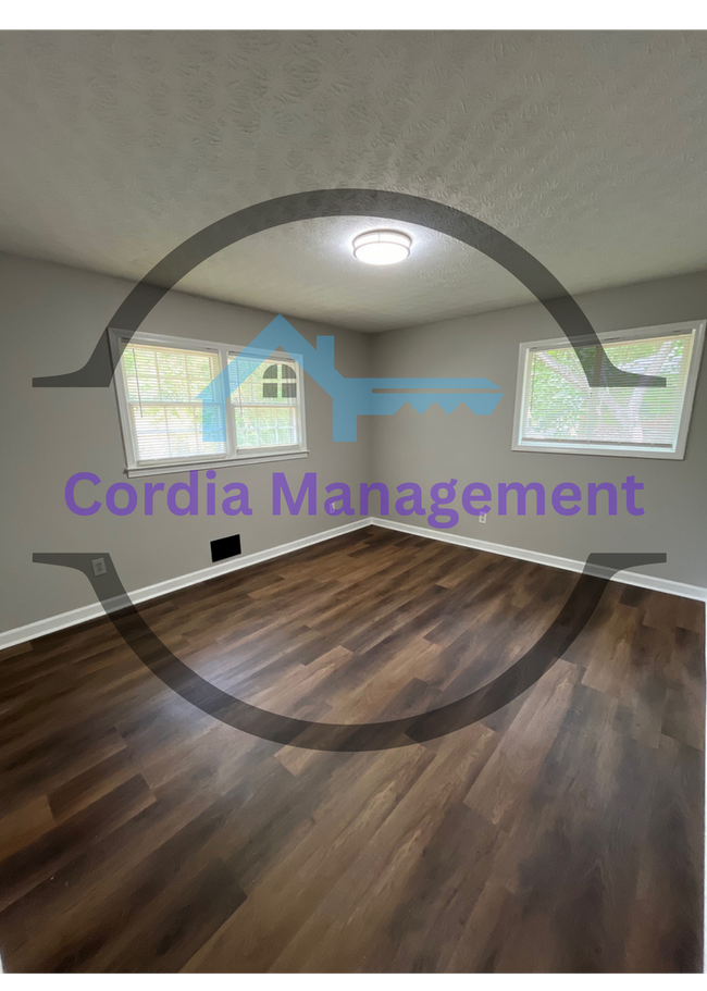Photo - The Grand Avenue 4 Bedroom For Rent in Ellenwood