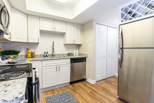 Photo - The Lake House at Martins Landing