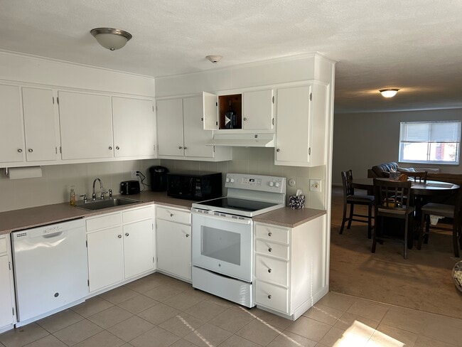 Photo - The Meadows Apartments