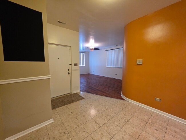 Photo - 6739 S Merrill Ave Unit 1N