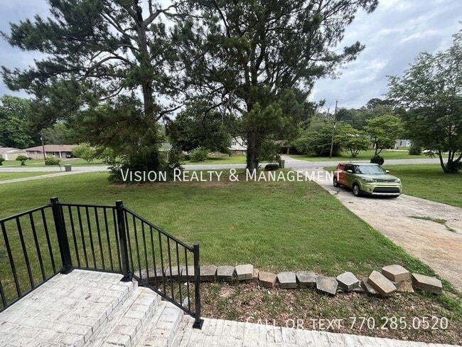 Photo - 153 Carroll Cir