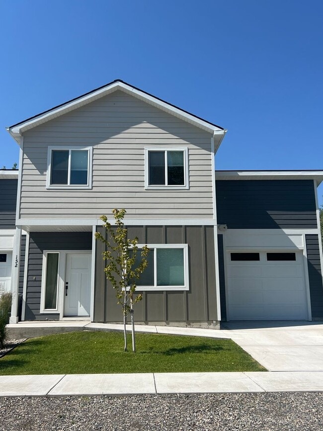 Building Photo - 3 Bed 2.5 Bath in Three Forks