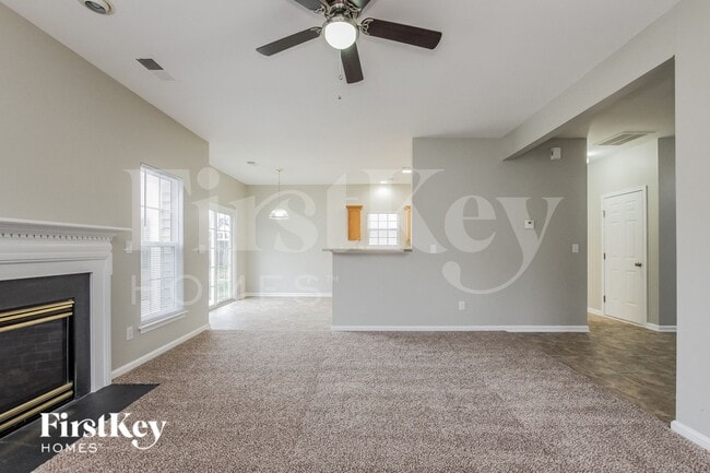 Photo - 109 Barrington Dr