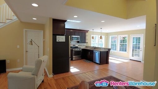 Photo - 1498 Deerwood Dr