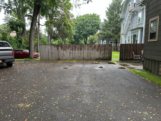 Photo - 103 Dartmouth St Unidad 2