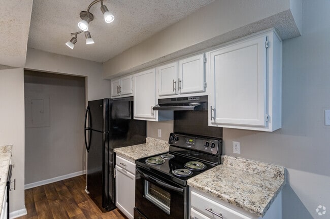 3BR, 2BA - 1297SF - Pebble Creek
