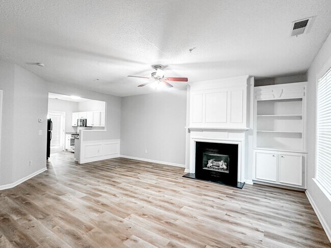 Photo - Large townhome in great Canton location