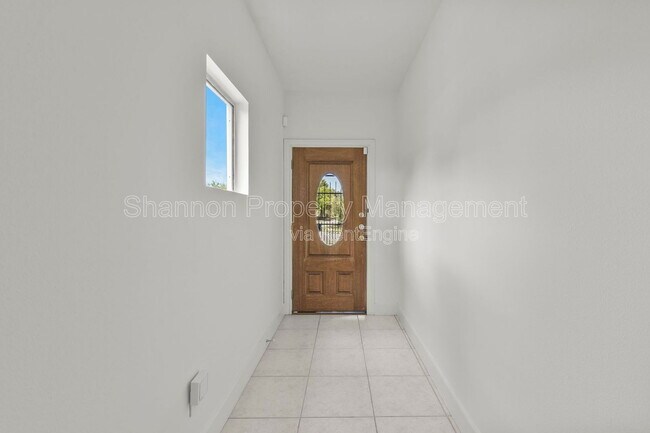 Photo - 5343 Kiam St