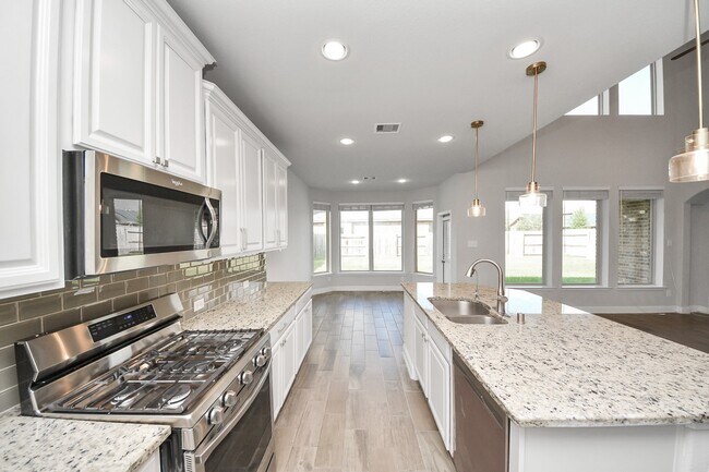 Building Photo - 29838 Norwood Canyon Ln