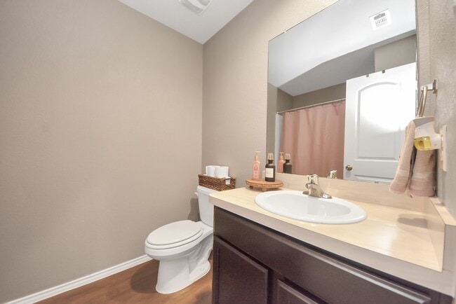 Photo - 15435 Sicomoro Viejo St