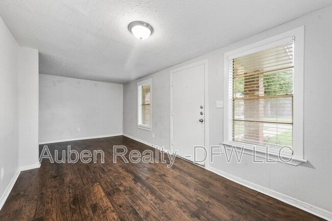 Photo - 521 Ruth St Unit A
