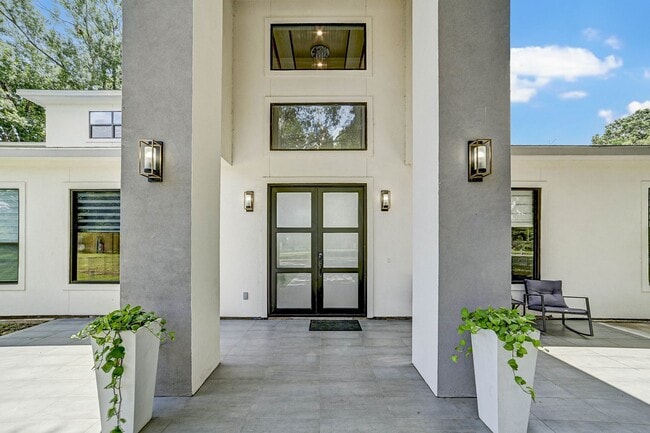 Photo - 26511 Meadow Ln