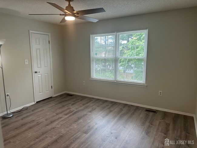 Photo - 61 Goodwin Dr